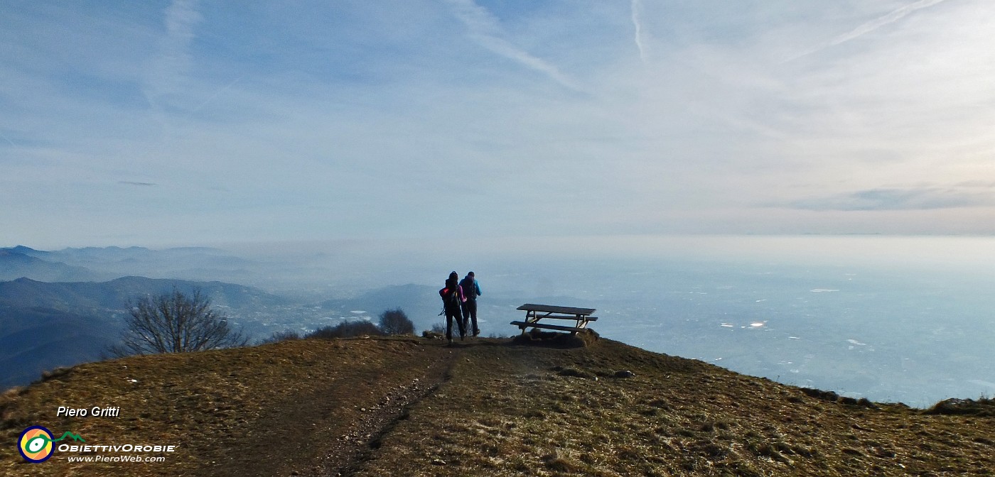 73 Alla tavola panoramica.JPG
